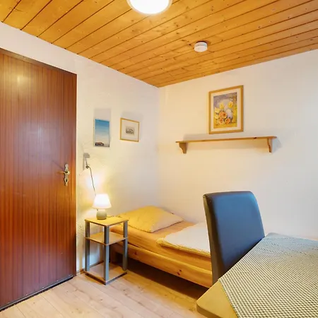 Knoedelhof 3* 푸츠브룬